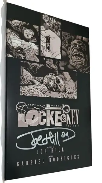 Locke and Key VI - Alpha and Omega - Firmado — Stephen King