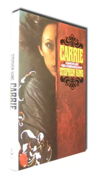 Carrie — Stephen King
