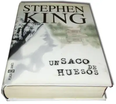 Un Saco de Huesos — Stephen King