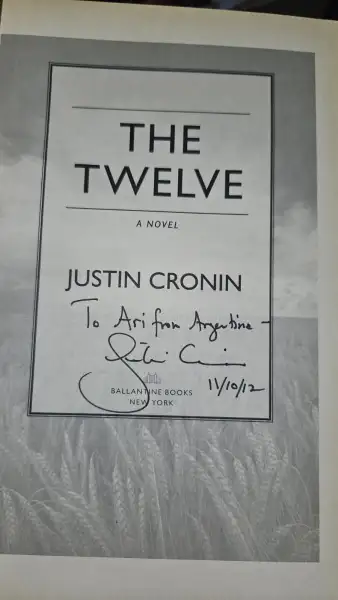 Justin Cronin - The Twelve (firmado) — Stephen King