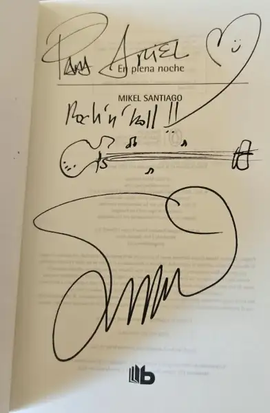 Mikel Santiago - En plena noche (firmado) — Stephen King