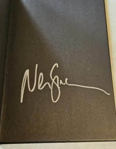 Neil Gaiman - The Facts in the case of the departure of Miss Finch - Firmado — Stephen King