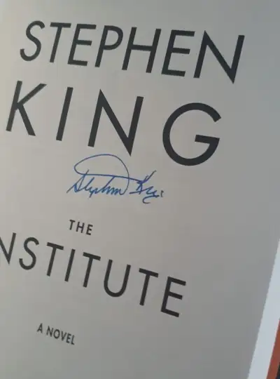The Institute - Primera edición - Firmado por Stephen King — Stephen King