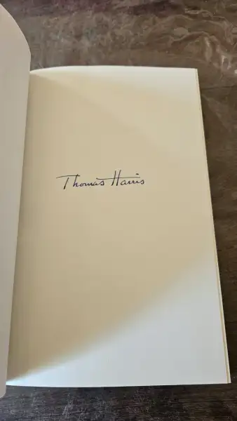Thomas Harris - Cari Mora - Autografiado — Stephen King