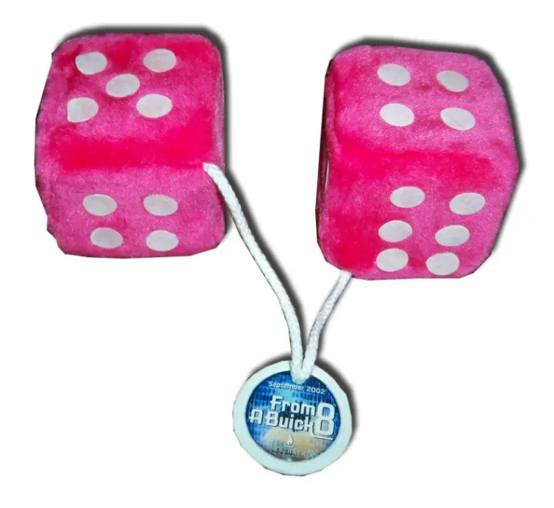 From a Buick 8 - Fuzzy Dice oficiales — Stephen King - 1
