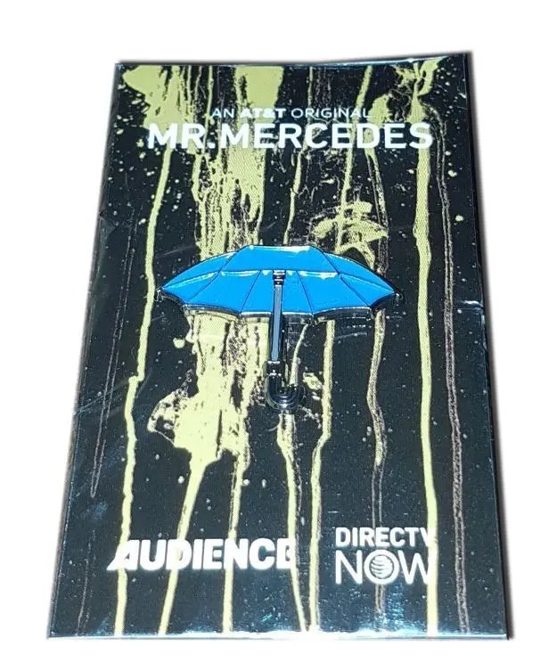 Mr Mercedes TV Serie - pin promocional oficial — Stephen King - 1