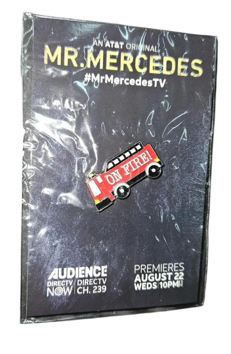 Mr Mercedes TV Serie - pin promocional oficial — Stephen King - 1